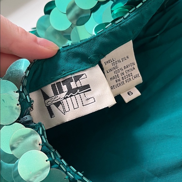 Vintage Sequin Green Dress - Picture 4 of 6
